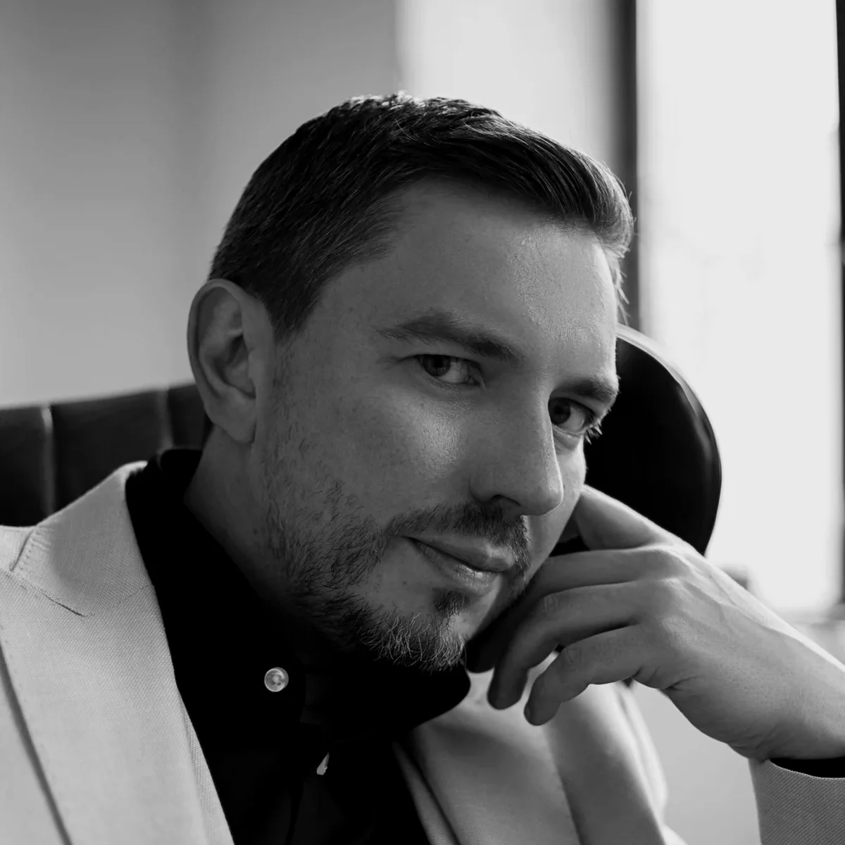 Lex Tarrel, портрет